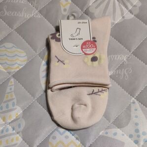 TODAY'S SOX 綿100% ゆったりソックス 花柄 ベージュ 23-25cm