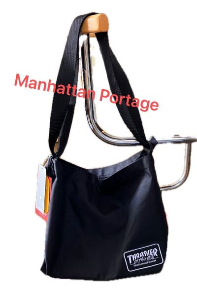 THRASHER × Manhattan Portage サコッシュ ブラック