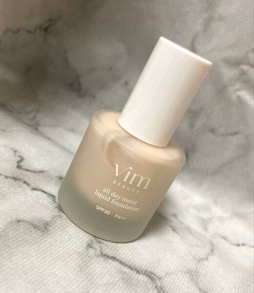 vim BEAUTY オールデイモイストリキッドファンデーション 18