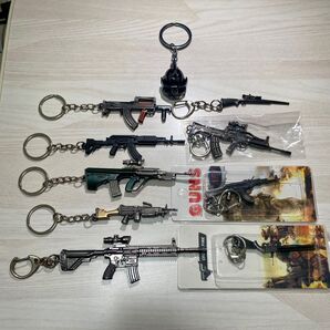 【まとめ売り】【バラ売り】PUBG、荒野行動、レインボーシックス、COD ガン・銃キーホルダー