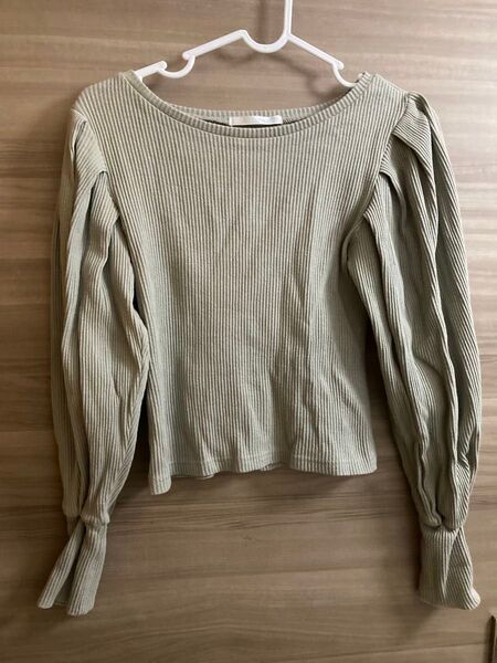 レトロガール 長袖 パフスリーブ リブカットソー ボリュームスリーブ トップス 丈短め ミントグリーン Mサイズくらい 秋冬