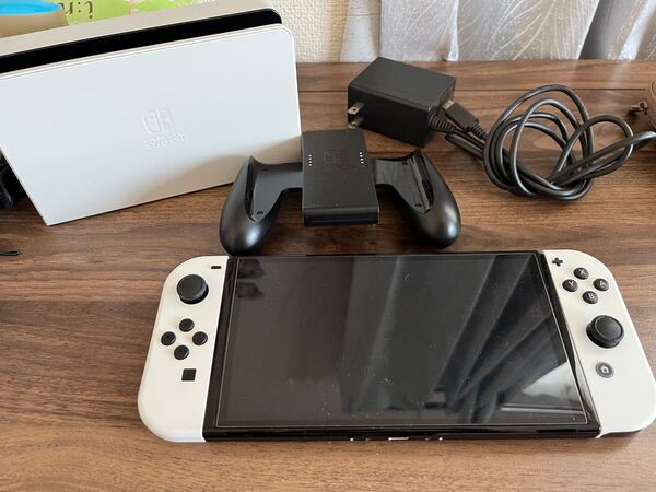 Nintendo Switch 有機EL(ホワイト)+マイクロSDカード