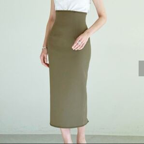 【長谷川京子さんコラボ】バックZIPペンシルスカート