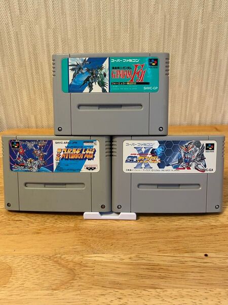 スーパーファミコンソフト「第4次スーパーロボット大戦、SDガンダムX、GANDAM F91」 ソフトのみ
