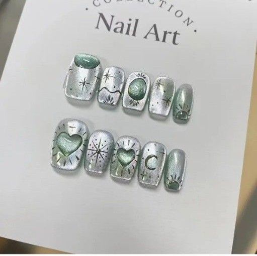 ネイルチップ シルバー プレスオンネイル 10個セット Mサイズ
