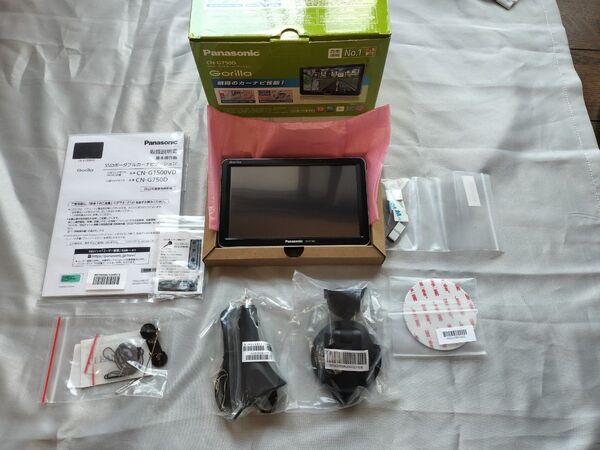 即日発送!地図最新版 美品 Panasonic CN-G750D gorilla カーナビ 付属品未使用