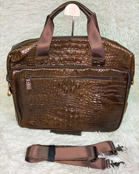 【美品】ビジネスバッグ ショルダーバッグ トート メッセンジャー 肩掛け 2way 大容量 レザー 型押し