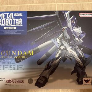 METAL ROBOT魂 Hi-νガンダム AMURO’s SPECIAL COLOR