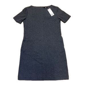 ユニクロワンピース グレー 半袖 未使用