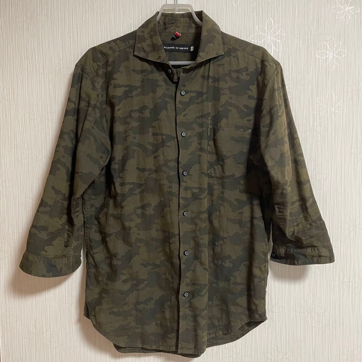 シャツ　柄シャツ　迷彩柄　迷彩　カーキ　アロウドトゥアンフォールド　ALLOWED TO UNFOLD