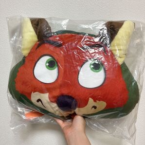 ズートピア 一番くじ A賞 ダイカットクッション ニック ジュディ