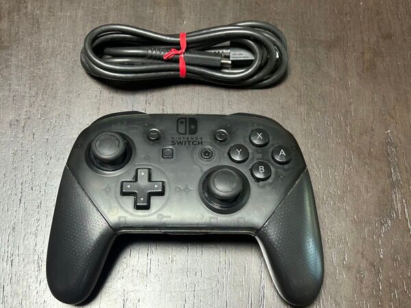 美品 任天堂 ニンテンドースイッチ Proコントローラー プロコン
