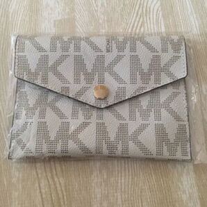 パスポートケース マイケルコース