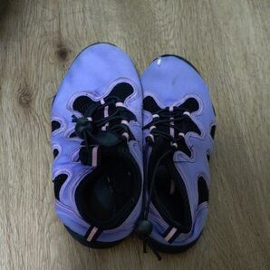 マリンシューズ 水陸両用 パープル 22cm 水遊び 川遊び プール 海 夏 ウォーターシューズ アウトドア キャンプ 最安値 靴