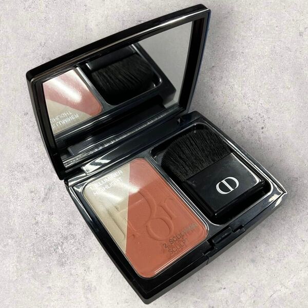 Dior スカルプティング ブラッシュ チークカラー ハイライター 002 チーク ディオール 7g