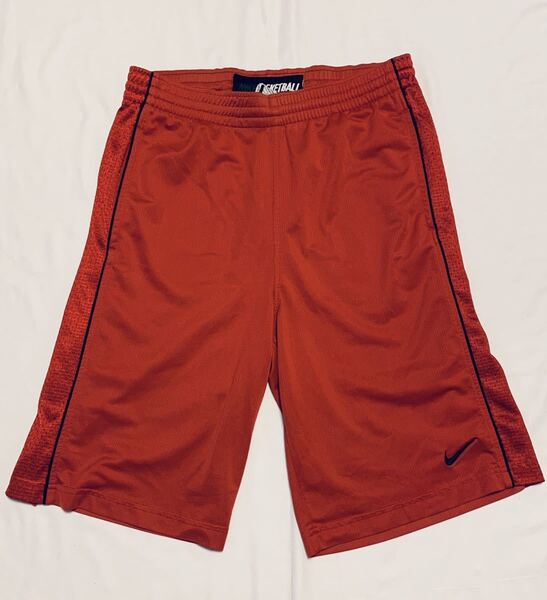 送料無料 NIKE ナイキ ハーフパンツ Mサイズ ヴィンテージ ショートパンツ 美品
