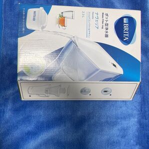ブリタ 浄水ポット 箱入り 使用期間短め 液晶パネル付き 浄水器 匿名取引 美品