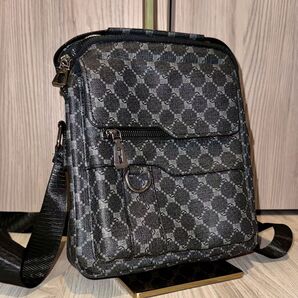 【新品未使用】【値下げ不可】バッグ カバン ショルダーバッグ ハンドバッグ トートバッグ メンズ レディース 男女兼用