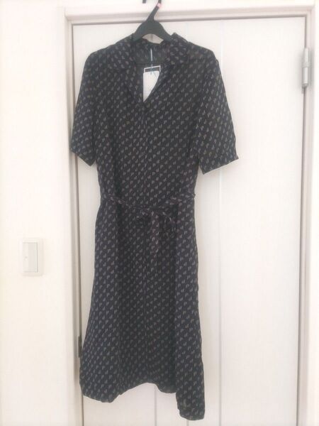 新品 ミセス 半袖ワンピース ブラック
