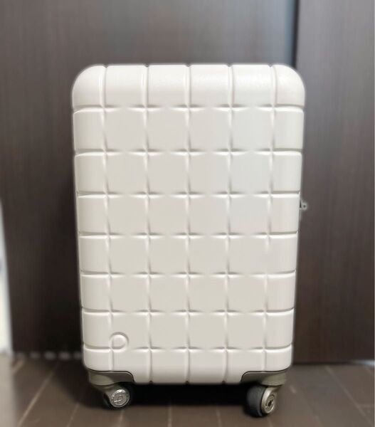 匿名配送 PROTECA プロテカ 360s ホワイト 32L 機内持ち込み可 キャリーケース