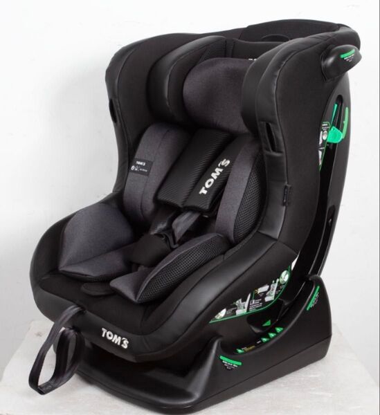 スマートチャイルドシートR129 新生児〜4歳