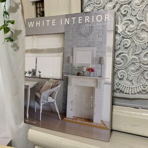 WHITE INTERIOR/主婦の友社
