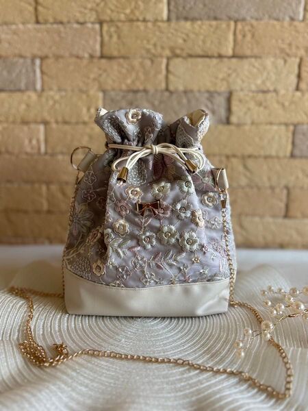 巾着バッグ*インド刺繍シフォン生地ショルダーバッグ*フェイクレザー