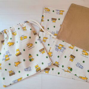 ◇匿名配送◇チベットスナギツネの巾着袋とランチョンマットセット 動物 きつね 茶 ハンドメイド 入園入学 入園準備用品リバーシブル