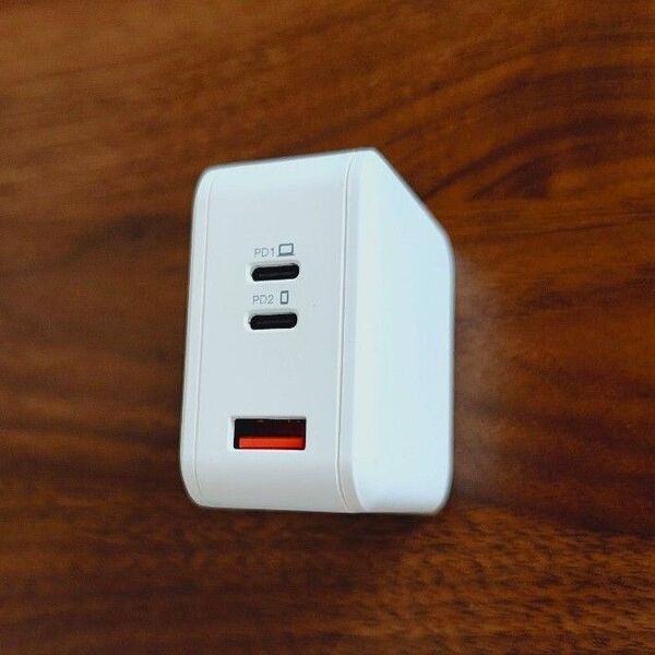 無印良品 急速充電器 USB-C 2ポート/USB-A MJ-PD2C1A