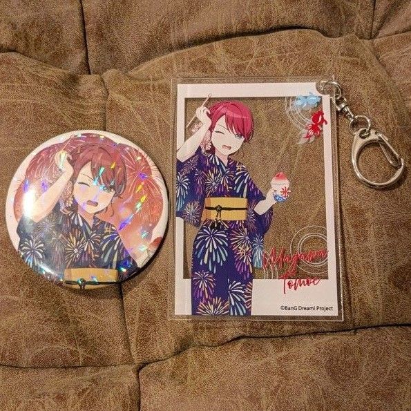 バンドリ!JOYSOUND 宇田川巴 アクリルキーホルダー+ホログラム缶バッジセット