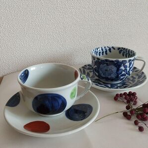 高級有田焼 和洋 ペア カップソーサー 柄違い