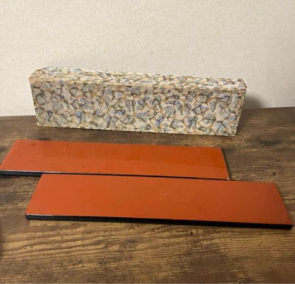 【昭和レトロ/当時物】 朱黒縦長盆2枚木製 花台 敷板 飾り台 一枚板/二枚板 敷台 香炉台 盆栽台 インテリア 置物台
