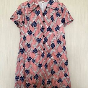 【昭和レトロ/70年代/80年代/90年代/古着】ハンドメイド幾何学模様 半袖総柄ワンピース 【色】ピンク/桃色系