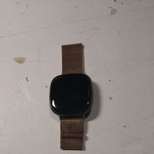 Fitbit Sense スマートウォッチ(難あり)+ 電源ケーブル
