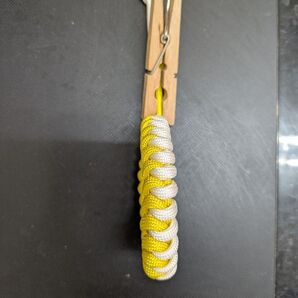 パラコード ブレスレット ハンドメイド イエロー ホワイト