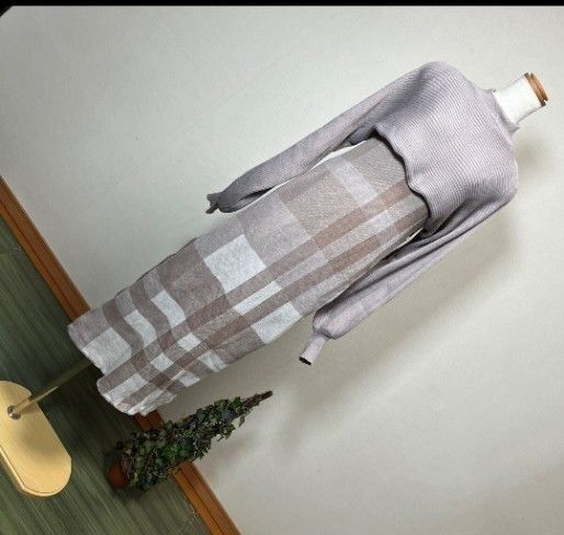 新品 未使用 ニットワンピース チェック柄 グレー ノースリーブロングワンピース クロップド丈トップスのセットアップ