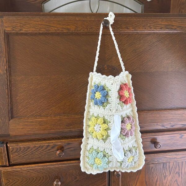 ティッシュカバー かぎ編み モチーフ編み ぷっくりお花 ハンドメイド