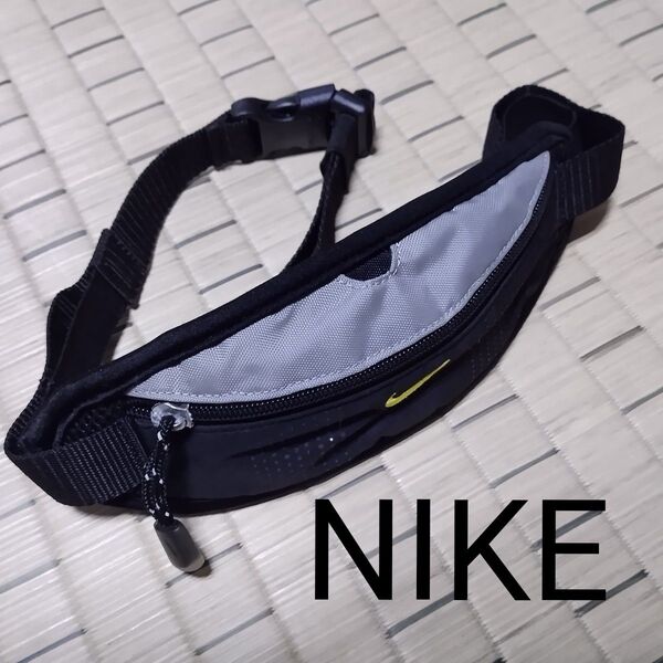 NIKE ナイキ ランニング ウエストポーチ