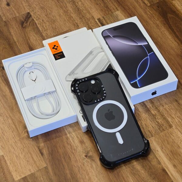 Apple iPhone16 Pro ブラックチタニウム 256GB SIMフリー
