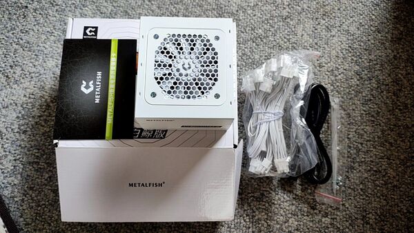 METALFISH SFX電源 600W ホワイト 80PLUS BRONZE 新品未使用 フルモジューラ電源 psu