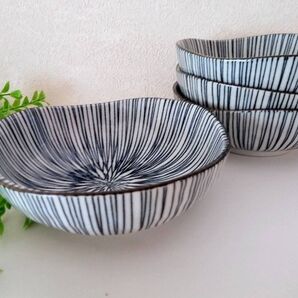4個組 細十草 三角鉢 緩やかにたわんだ姿が愛らしい 美濃焼 小鉢 取鉢