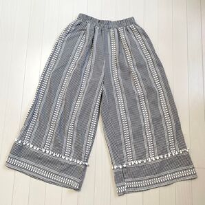 シーイン 裾ポンポン付き ワイドパンツ