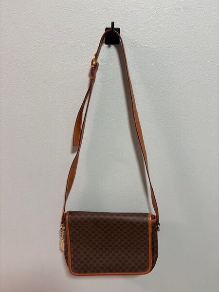 【美品】セリーヌ CELINE マカダム柄 ショルダーバッグ 斜め掛け ブラウン レザー レディース