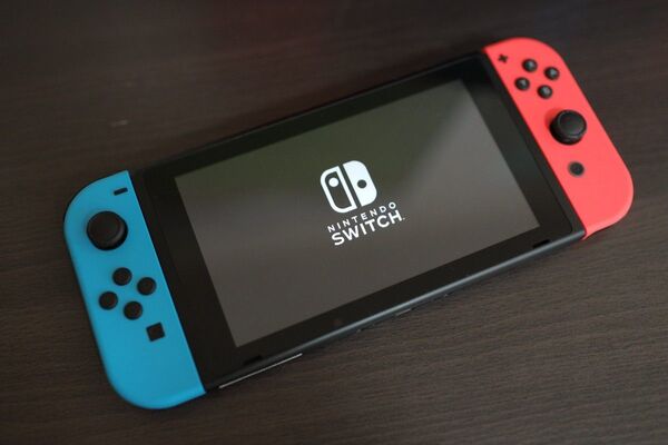 Nintendo Switch バッテリー強化版 本体 付属品