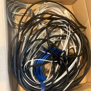 LANケーブルいろいろ