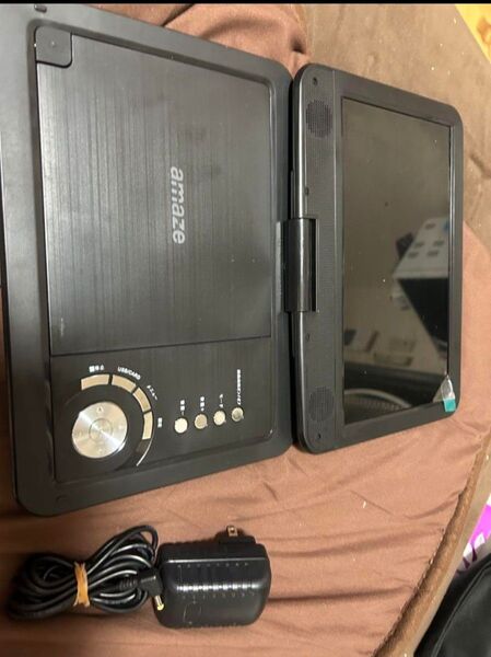 美品amaze10インチポータブルDVDプレーヤー DVP-10R2保護シール付