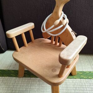 木製キッズチェア木まま工房アニマルチェアー(キリン)肘掛け付き+おまけ(MAMENCHIクジラ) 中古