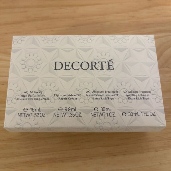 コスメデコルテ AQ シリーズ&リポソーム サンプル4点セット正規品 DECORTE