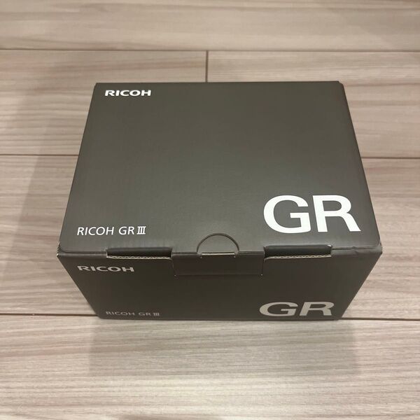 RICOH GR III