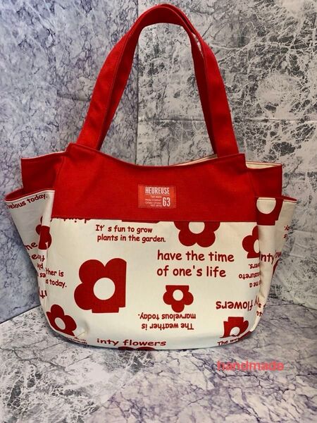 ハンドメイド チューリップバッグ お花と英字 アイボリーレッド